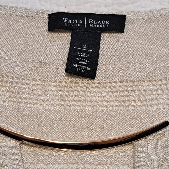 White House Black Market Keyhole Tunic - Picture 9 of 10